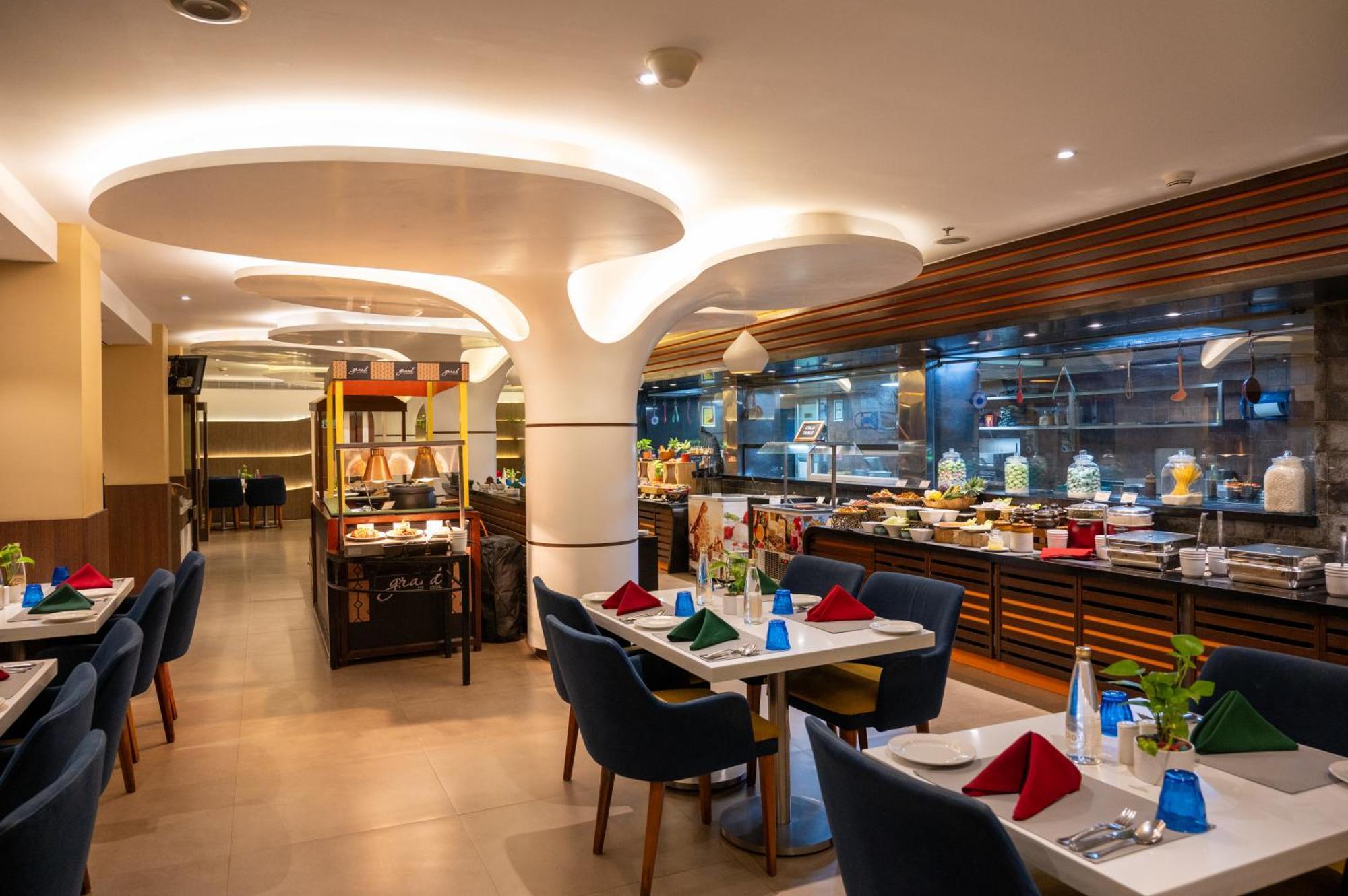 Grand Kakinada By Grt Hotels Экстерьер фото