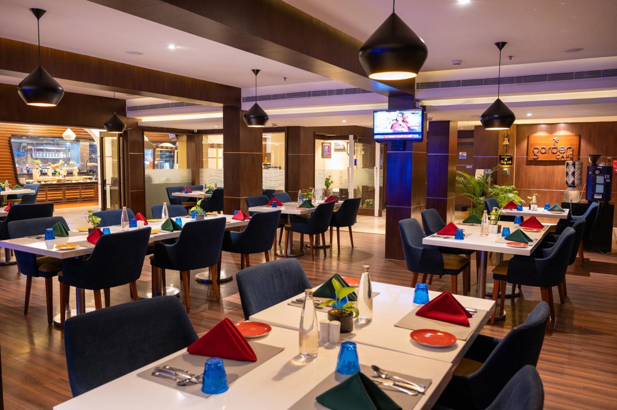 Grand Kakinada By Grt Hotels Экстерьер фото