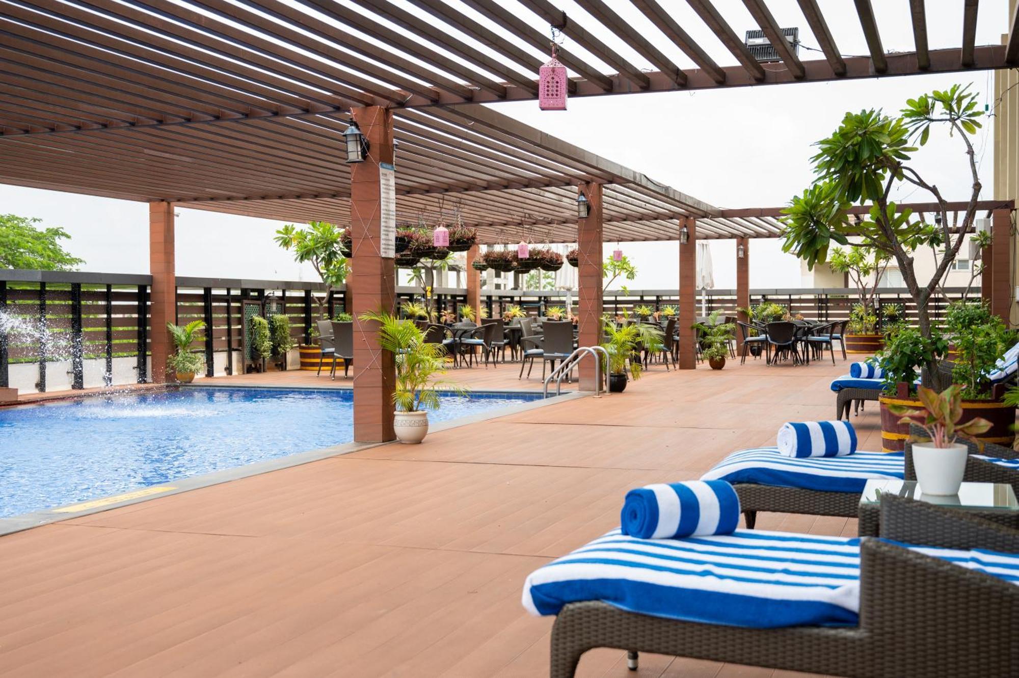 Grand Kakinada By Grt Hotels Экстерьер фото
