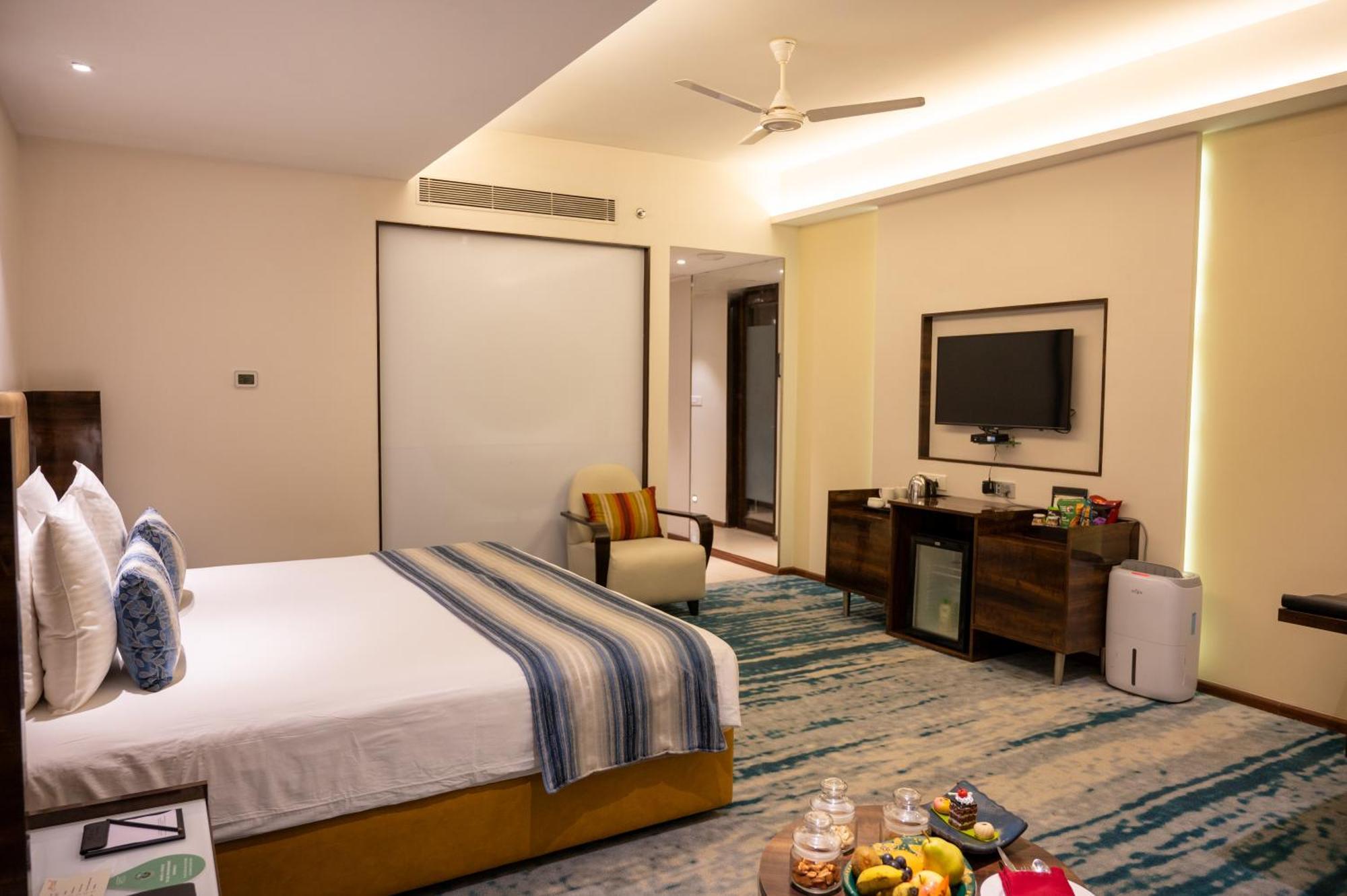 Grand Kakinada By Grt Hotels Экстерьер фото